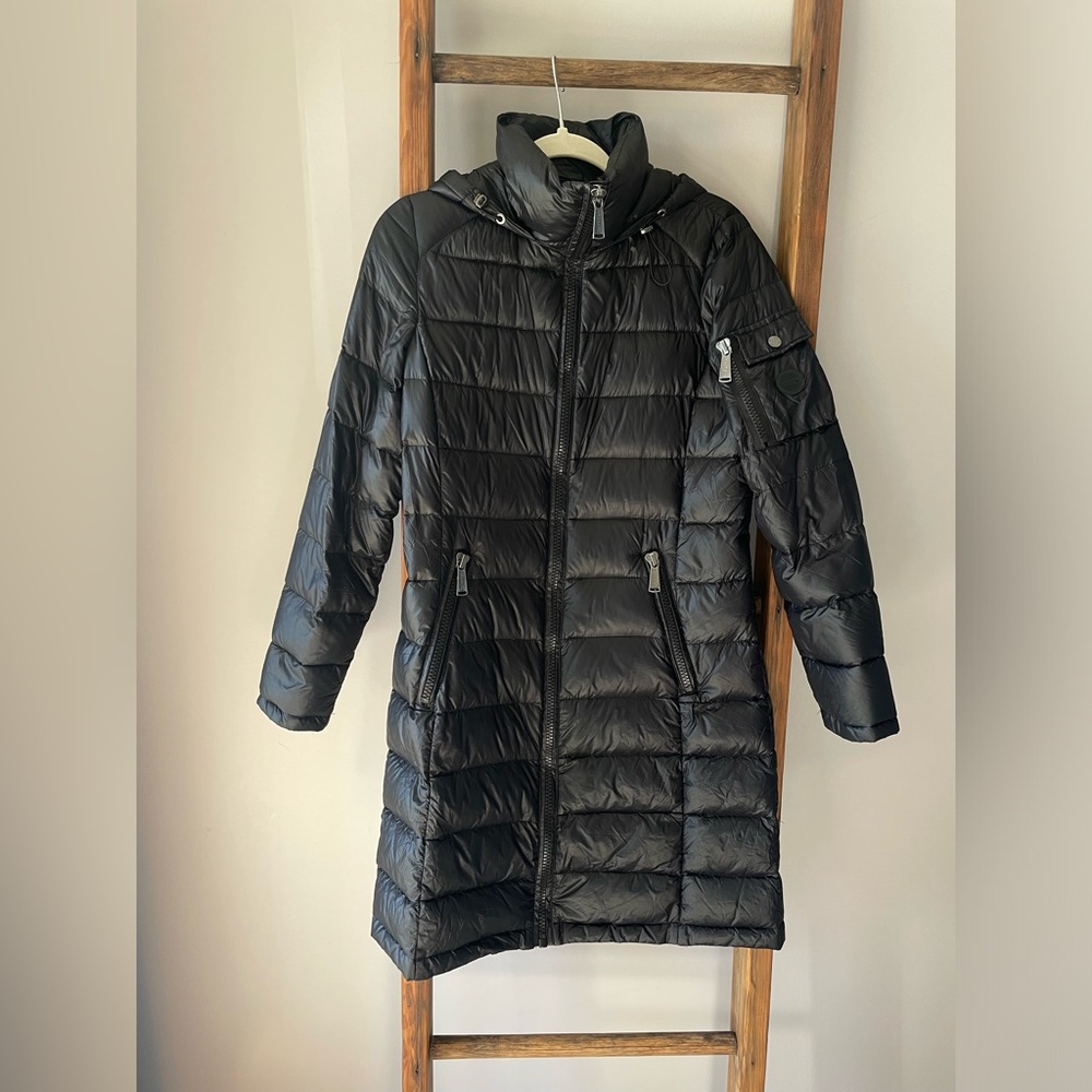Light weight packable down coat